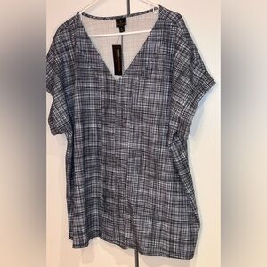 NWT Worthington Short Sleeve V-Neck Blouse.  Size 2X